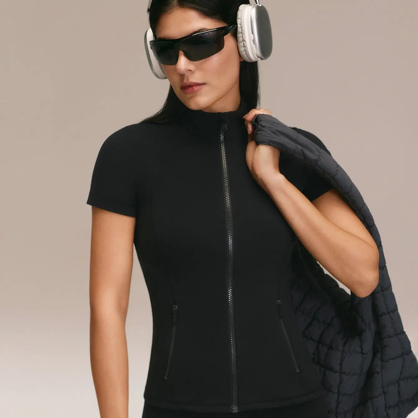 GLOWMODE Featherfit BBL Slim-Fit Short-Sleeve Zippered Side Pockets Zip-Up Jacket Buttery-Soft Sweat-Wicking Stretchy Yoga Pilates Studio Daily Active Wear